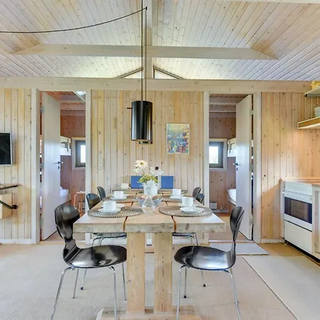 Aiva - 1-5km From The Sea By Interhome Løkken
